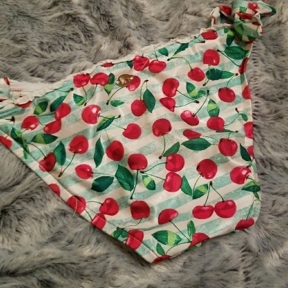 𝅺bikini Bottom Cherry Design Size Small - Picture 3 of 4